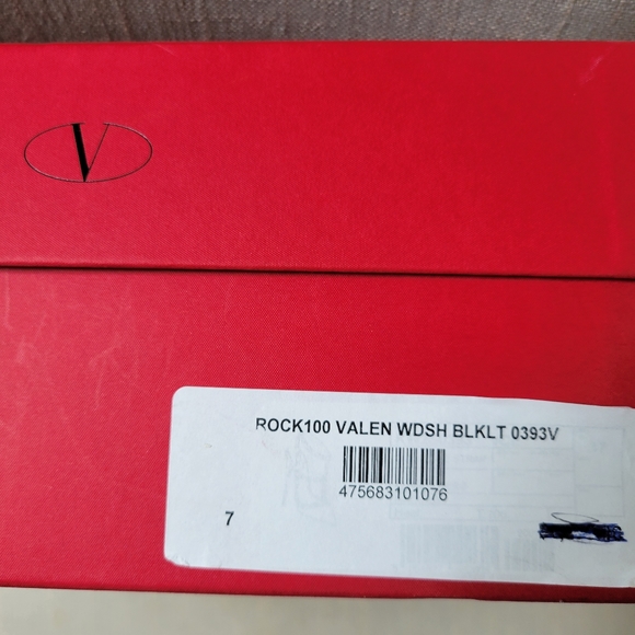 VALENTINO GARAVANI heels - Picture 13 of 16